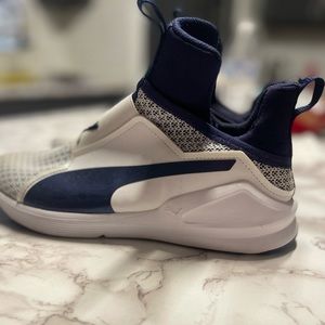 Puma Sneakers in Womens 8